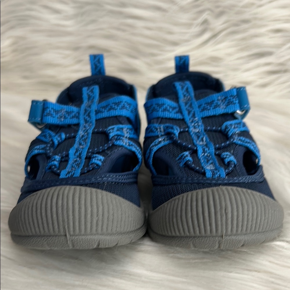2 for $20 OshKosh B'Gosh Myla Boys Sneaker Sandal Bump toe Toddler Boys Size 10M - Picture 10 of 16